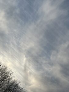 変な雲☁️ - 画像1