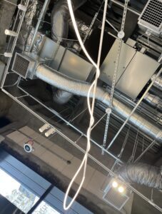 電気が溶けてる。。 - 画像1